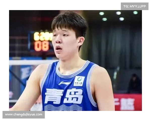 杨瀚森首节频现失误 约克反击打停青岛再显球队分歧 杨瀚森首节频现失误 约克反击打停青岛再显球队分歧